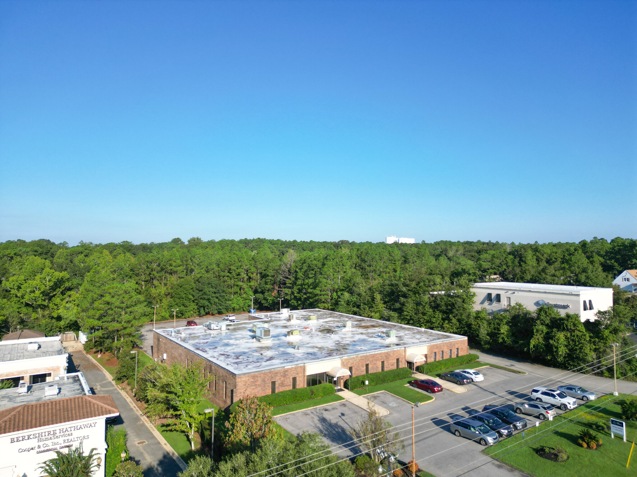 876-878 Hillcrest Rd, Mobile, AL for lease Building Photo- Image 1 of 31