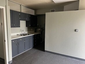 655 A St, Springfield, OR for lease Building Photo- Image 2 of 4