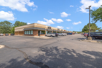 2010-2124 W Auburn Rd, Rochester Hills, MI for lease Building Photo- Image 1 of 3