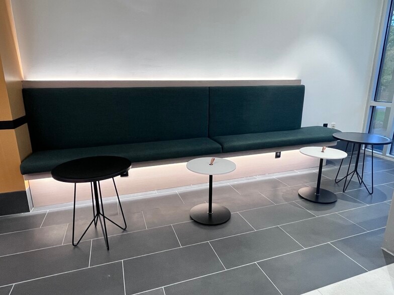 701 Brookfield Pky, Greenville, SC for lease - Interior Photo - Image 2 of 17