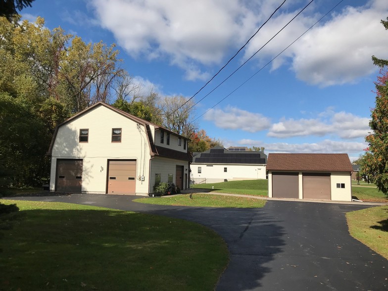 8230 County Rd, East Amherst, NY for sale - Building Photo - Image 1 of 1