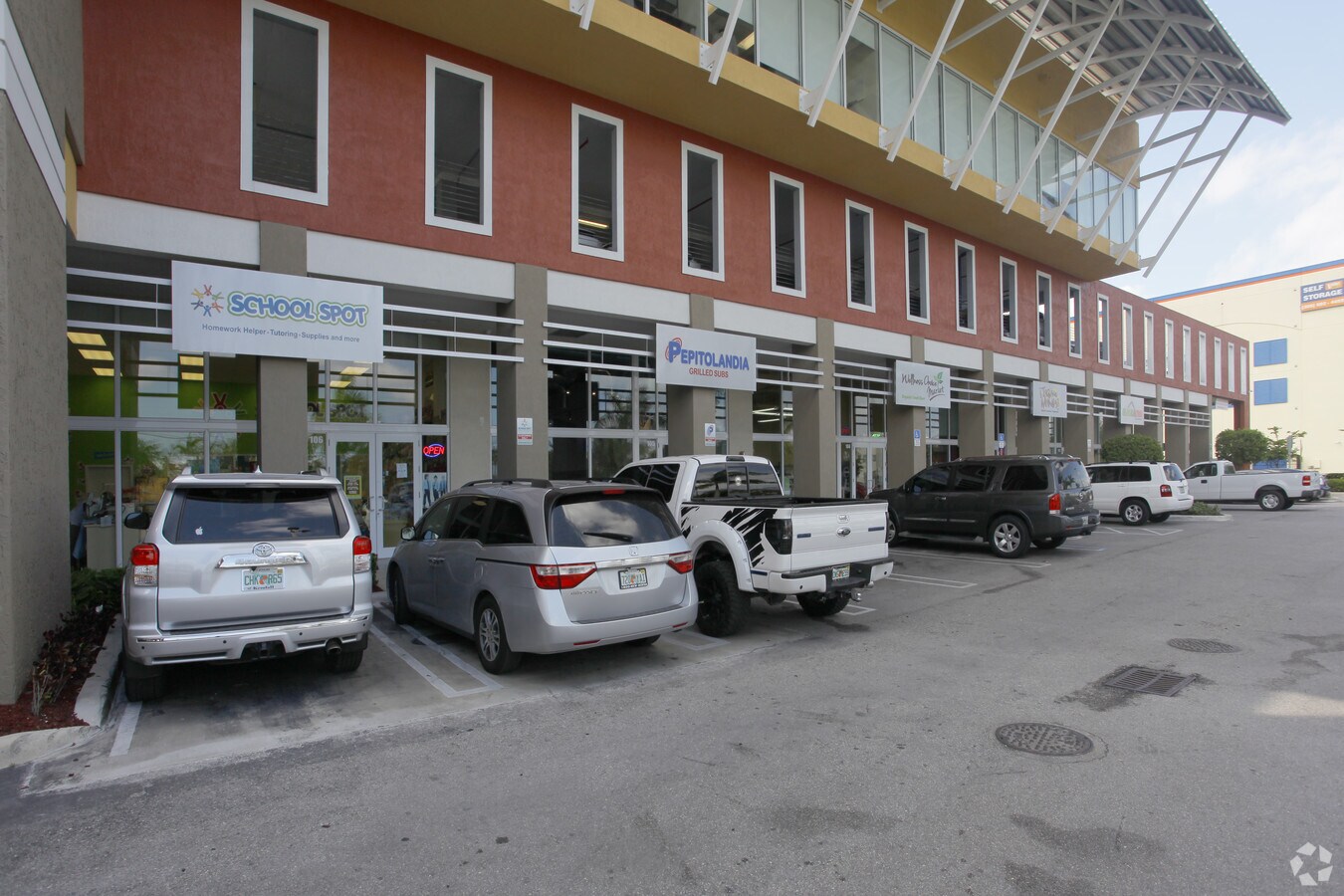 10201 NW 58th St, Doral, FL 33178