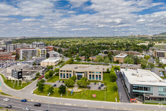 8585 Décarie, Mt Royal, QC - aerial  map view