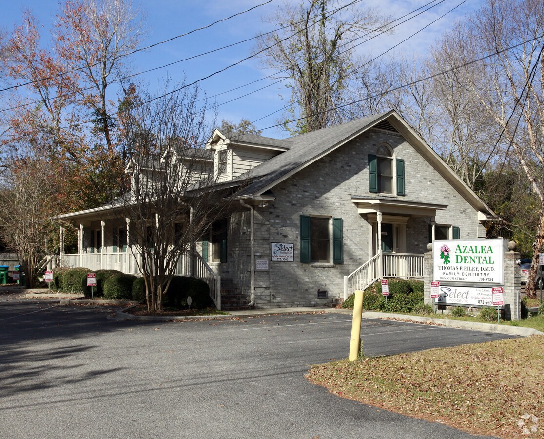 310 N Gum St, Summerville, SC 29483