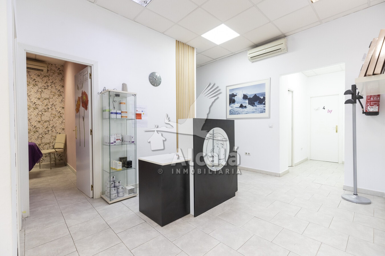 Alcalá de Henares, MAD 28807 - Unit 1 - - Interior Photo - Image 2 of 14