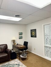 6649 N High St, Worthington, OH for lease Interior Photo- Image 1 of 9