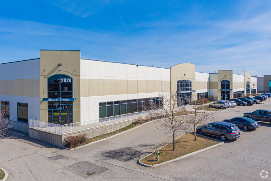 2928 Sunridge Way NE, Calgary, AB for lease - Building Photo - Image 3 of 4