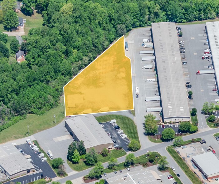 1255 S Park Dr, Kernersville, NC for lease - Building Photo - Image 1 of 1