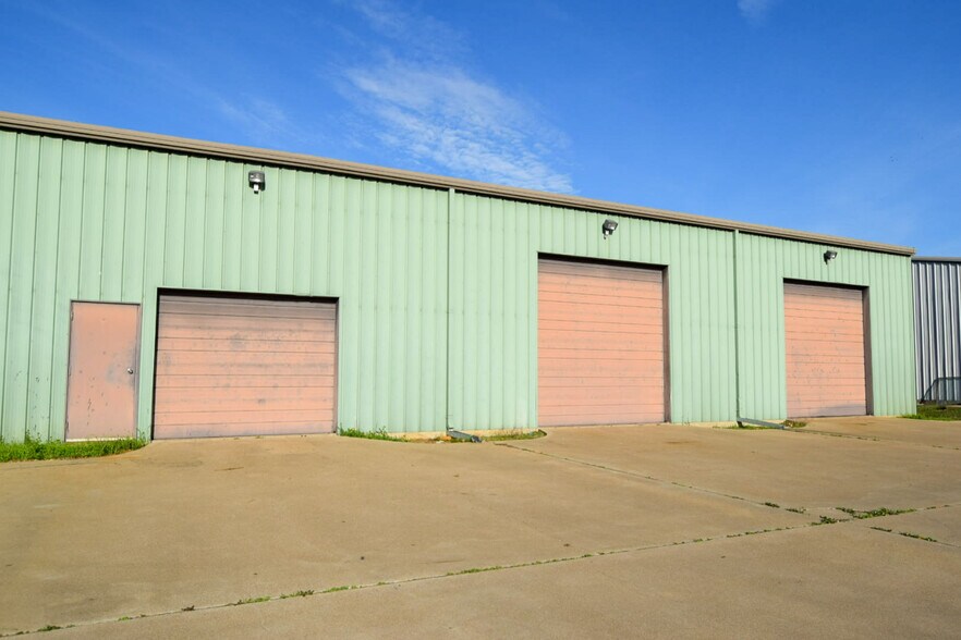 501 Mountain Valley Blvd, Joshua, TX for sale - Primary Photo - Image 1 of 1