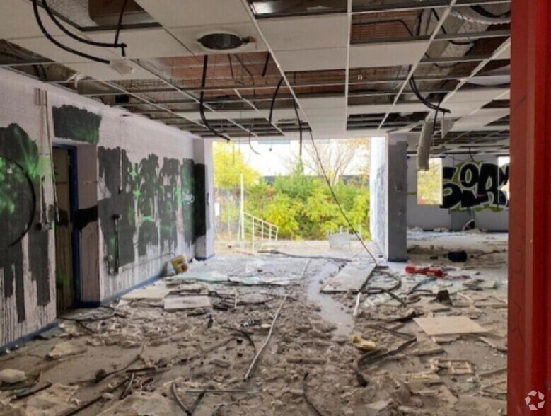 Industrial in Tres Cantos, Madrid for sale - Building Photo - Image 1 of 2