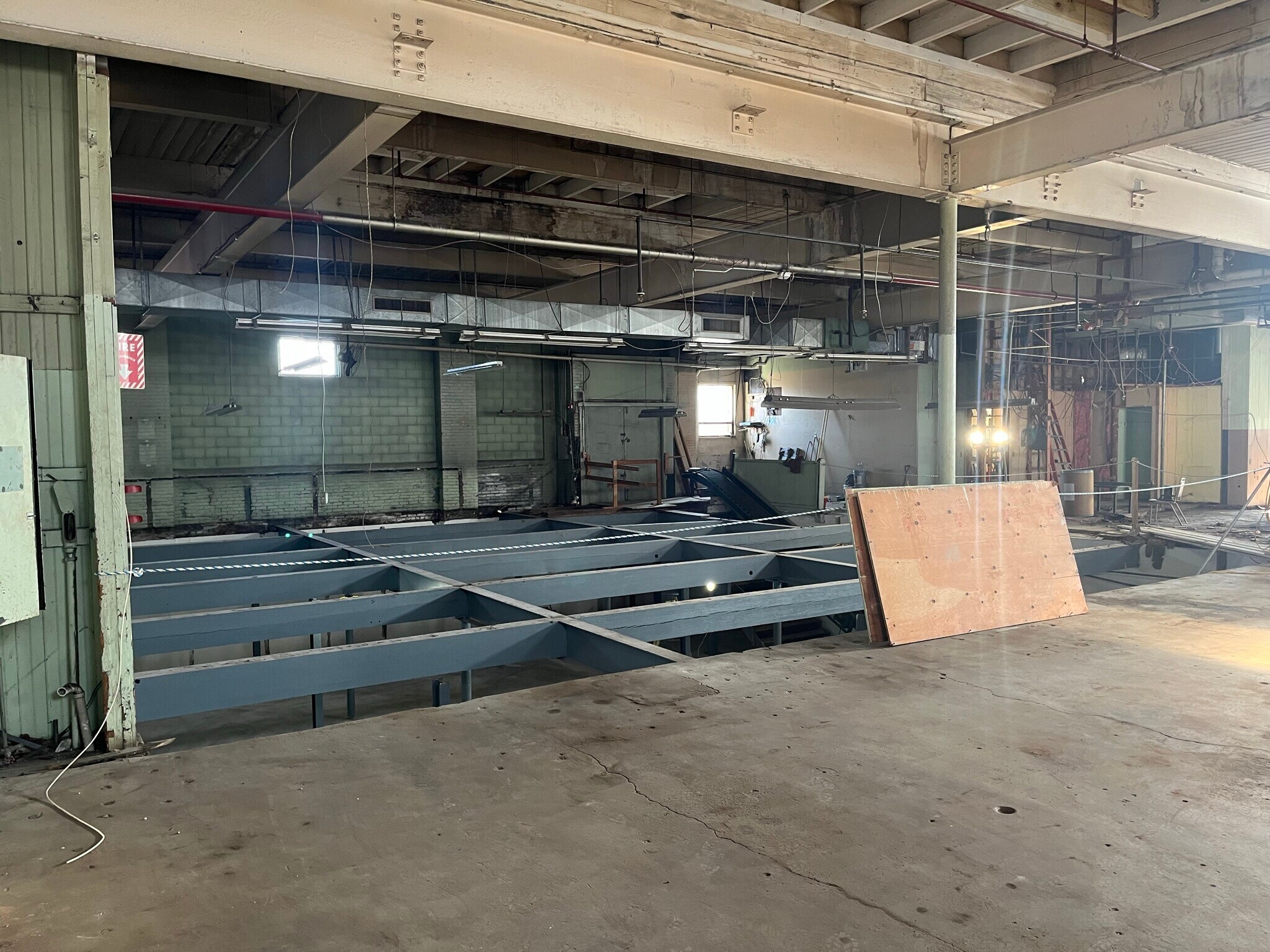 253 Ave, Providence, RI 02905 Industrial for Lease