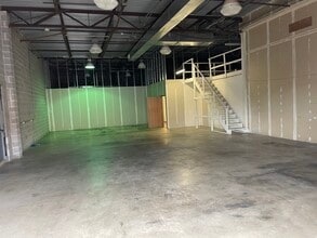 50-58 Algana Ct, Saint Peters, MO for lease Building Photo- Image 1 of 19