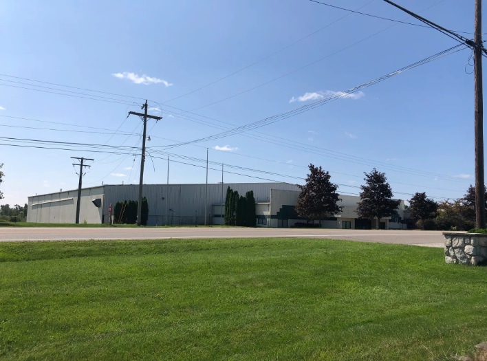 3301 Davison Rd, Lapeer, MI for lease Building Photo- Image 1 of 28