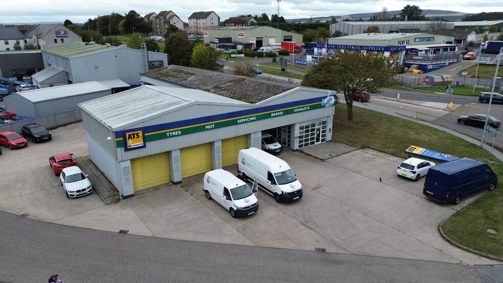 34 Moycroft Rd, Elgin for lease - Building Photo - Image 1 of 6