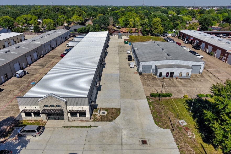 5342 5th St, Katy, TX for lease - Building Photo - Image 1 of 54