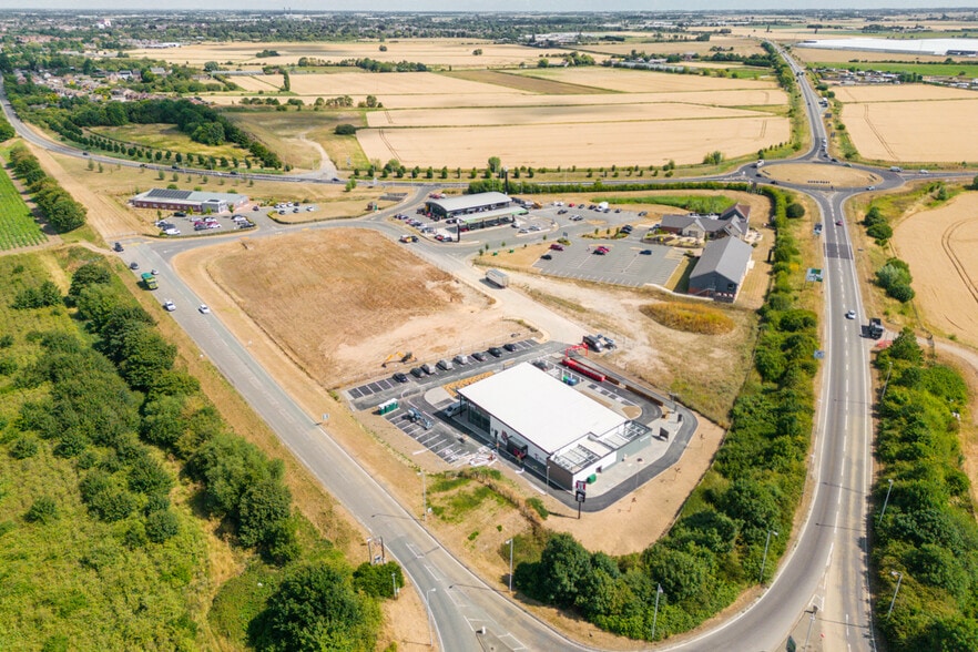 Lincs Gateway, Spalding for sale - Building Photo - Image 1 of 12