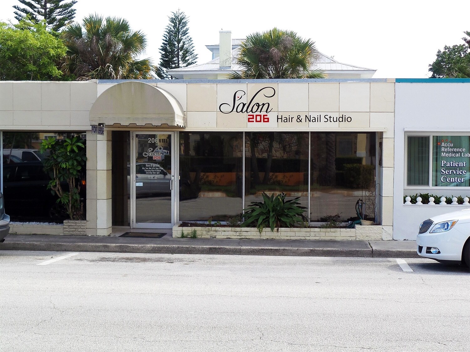 206 SW Ocean Blvd, Stuart, FL for sale Primary Photo- Image 1 of 1