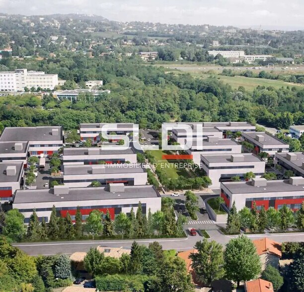 Flex in Dardilly for lease - Building Photo - Image 2 of 16