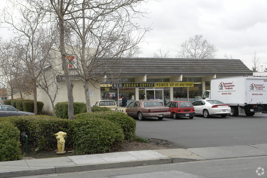 122 Warm Springs Blvd, Fremont, CA for lease - Building Photo - Image 2 of 5