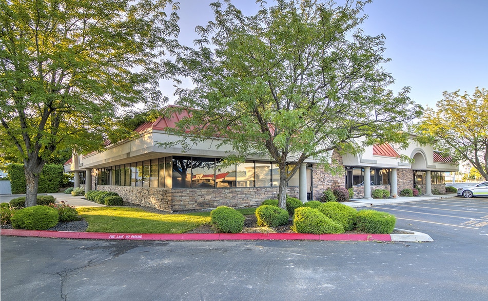 9422-9434 Fairview Ave, Boise, ID for lease - Building Photo - Image 1 of 2