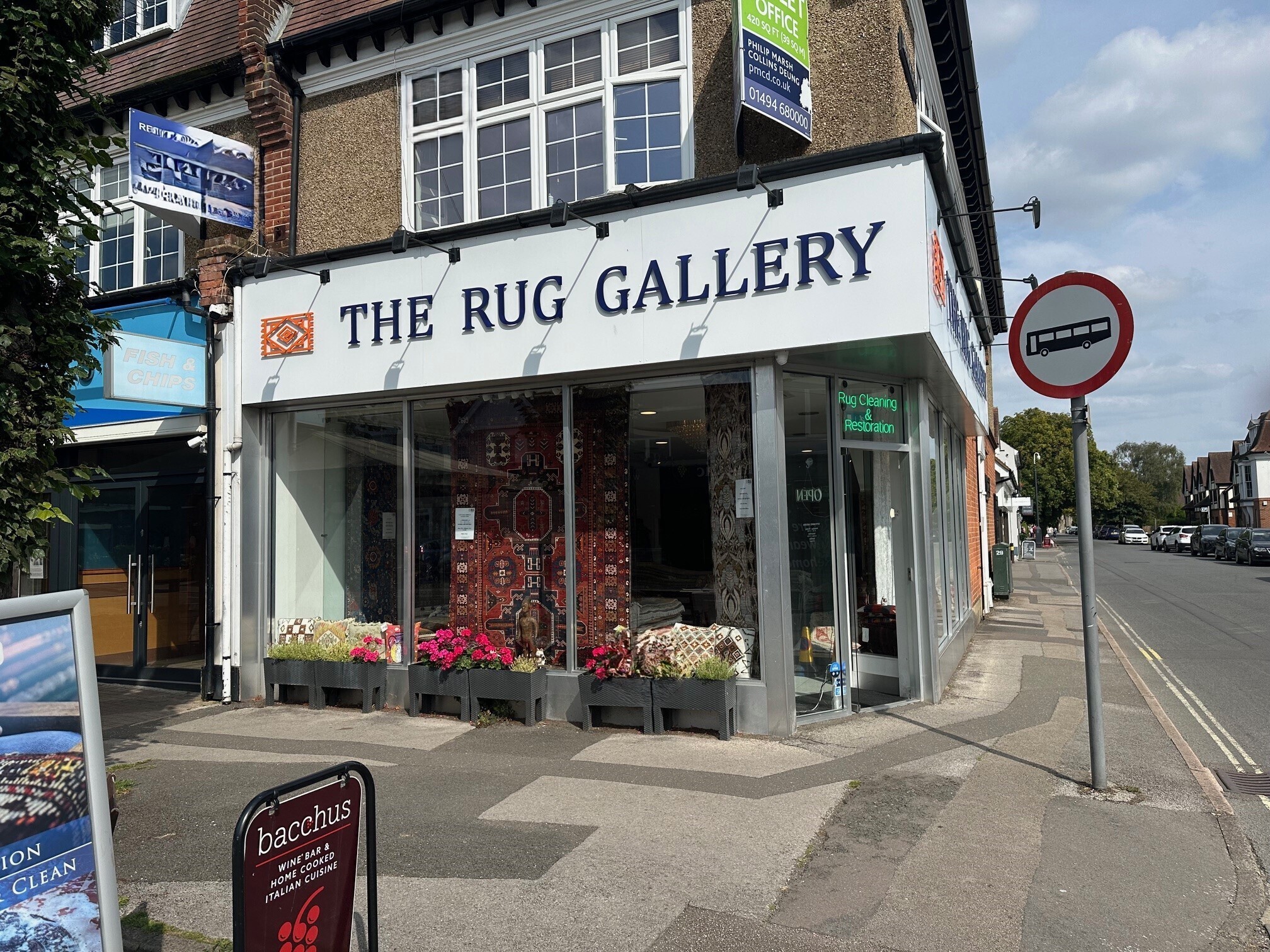 3 The Broadway, Penn Road, Beaconsfield for lease Building Photo- Image 1 of 8