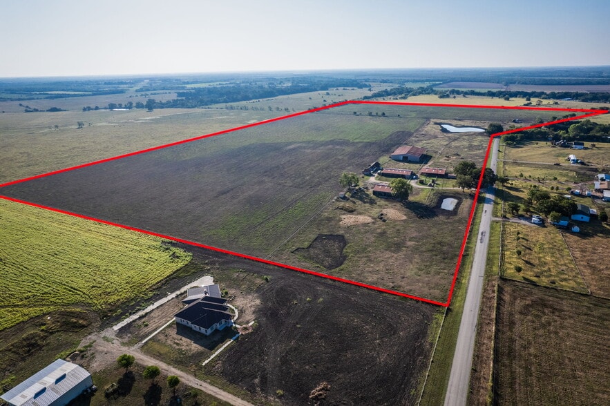 7168 Ensign Rd, Ennis, TX for sale - Primary Photo - Image 1 of 1