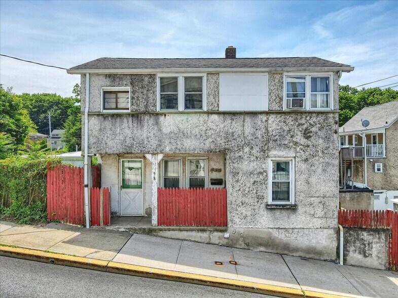 98 W Hyatt Ave, Mount Kisco, NY 10549 Multifamily For Sale