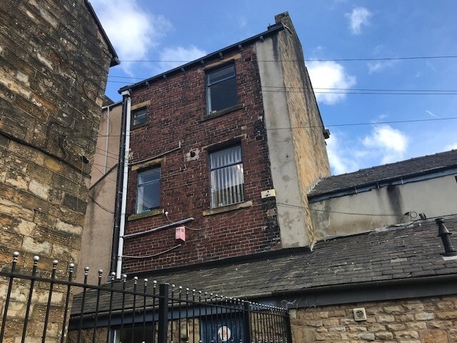 33A Parker Ln, Burnley for sale - Building Photo - Image 3 of 3