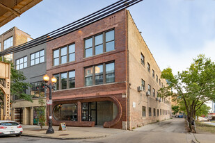 661 W Lake St, Chicago IL - Commercial Real Estate