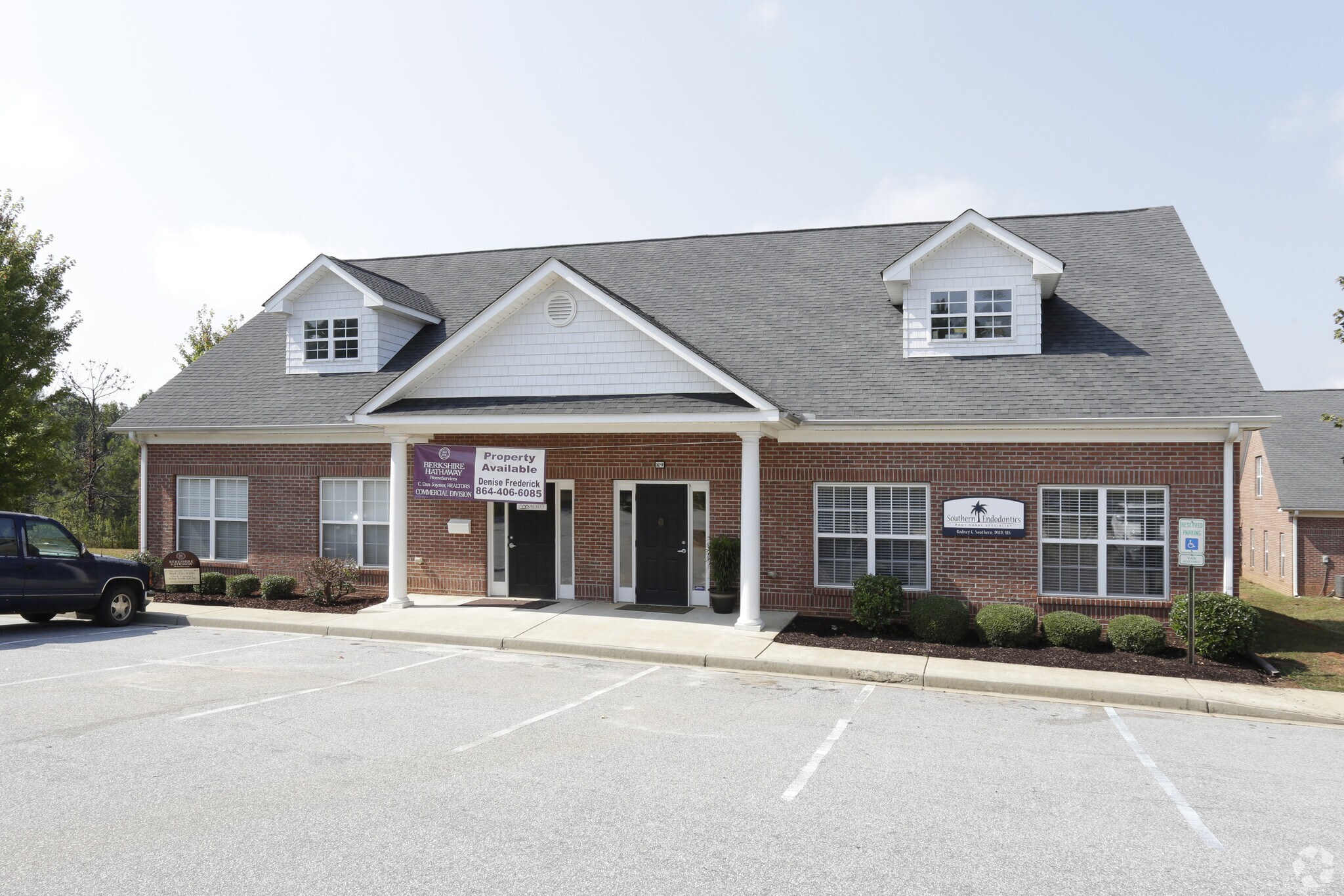 Office in Anderson, SC for sale Primary Photo- Image 1 of 1