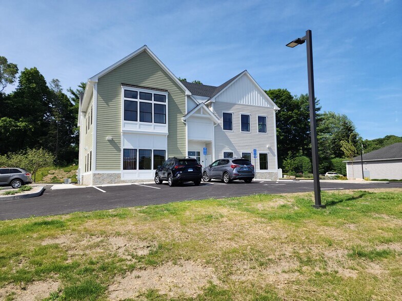 70 Stony Hill Rd, Bethel, CT for lease - Building Photo - Image 2 of 8