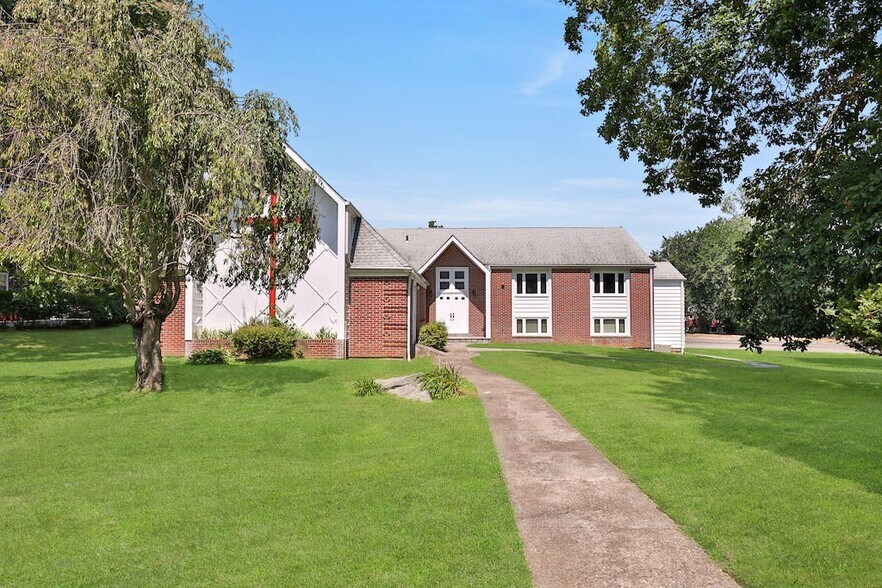 0 Hood Ct, Hartsdale, NY for sale - Building Photo - Image 1 of 1