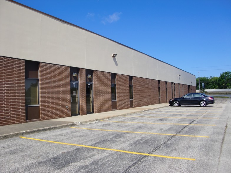 7620-7640 Tyler Blvd, Mentor, OH for lease - Building Photo - Image 2 of 3