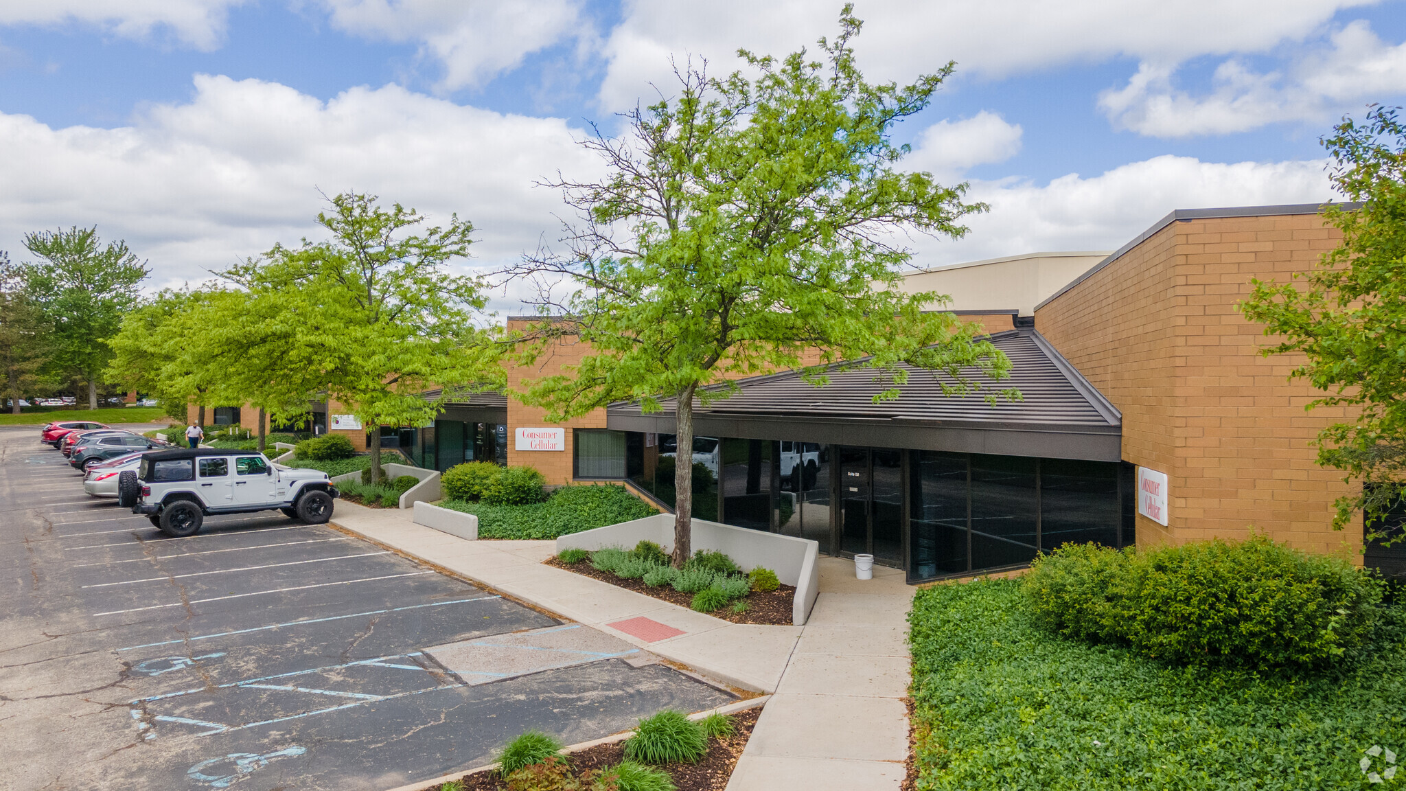 4701 Creek Rd, Blue Ash, OH for lease Building Photo- Image 1 of 5