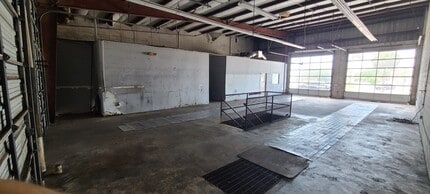 7006-7010 Ridge Rd, Port Richey, FL for lease Interior Photo- Image 2 of 4