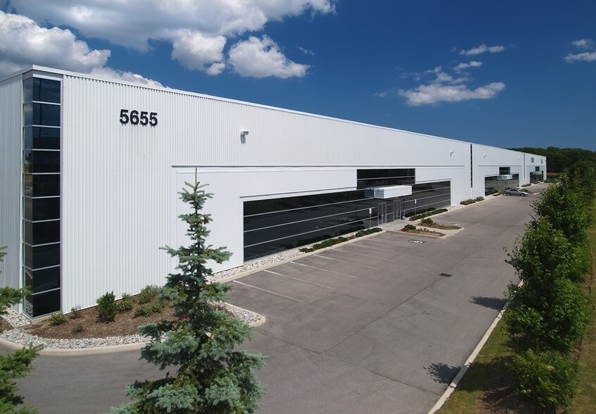 5655 Kennedy Rd, Mississauga, ON for sale - Building Photo - Image 1 of 1