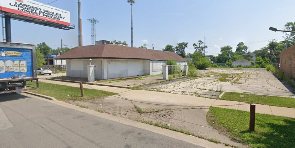 1933 N Harlem Ave, Chicago, IL for sale - Building Photo - Image 1 of 4