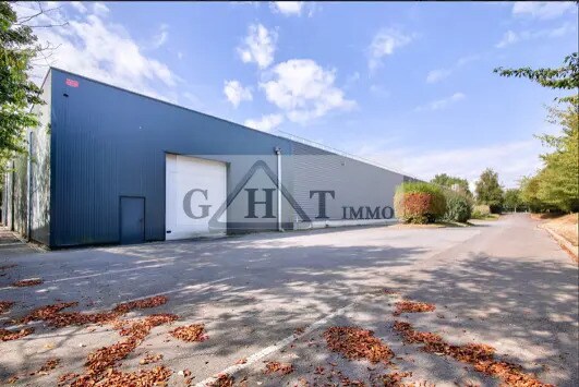 Industrial in Tremblay-en-France for lease - Building Photo - Image 3 of 10