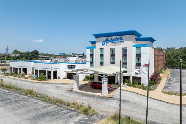 More details for 6921 S Lindbergh Blvd, Saint Louis, MO - Hospitality for Auction