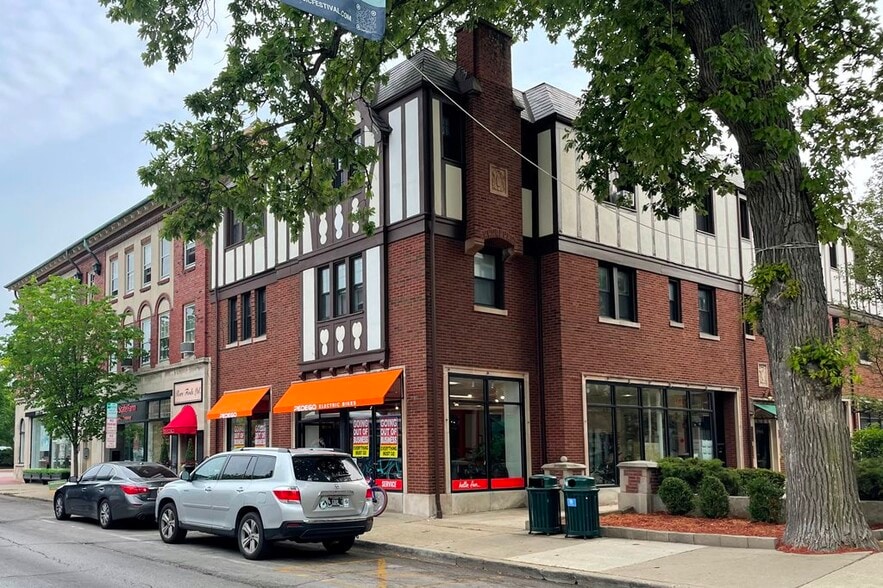 894-896 Green Bay Rd, Winnetka, IL for sale - Interior Photo - Image 1 of 1