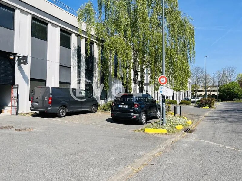 Office in Lognes for lease Building Photo- Image 1 of 22