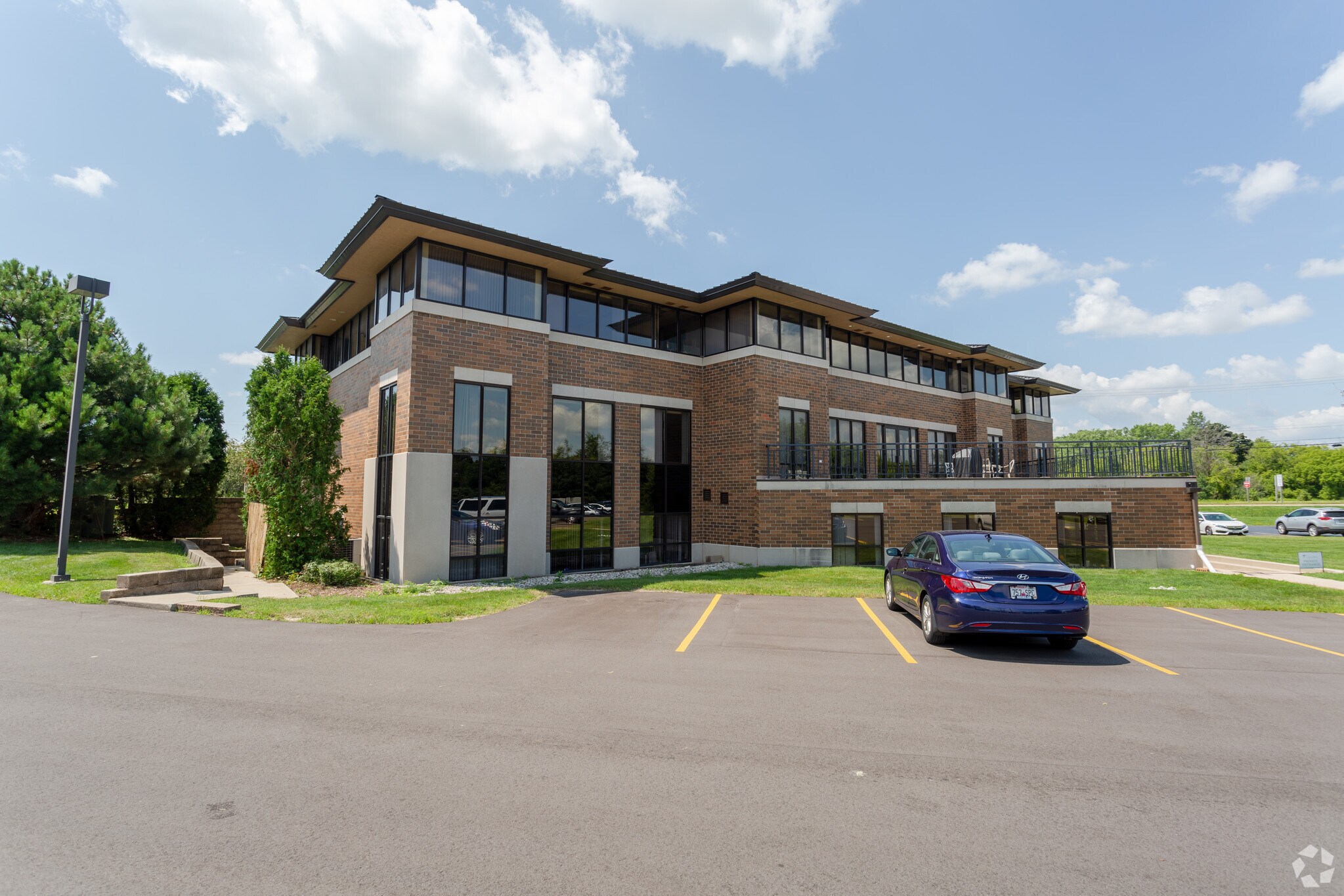 N27W23960 Paul Rd, Pewaukee, WI for sale Building Photo- Image 1 of 1