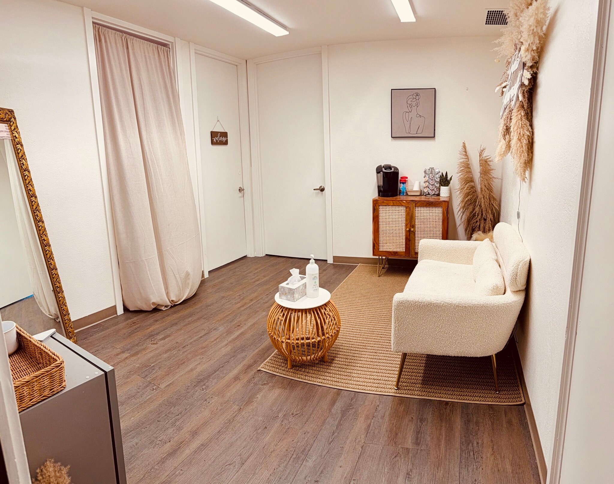 2500 Vallejo St, Santa Rosa, CA for lease Interior Photo- Image 1 of 4