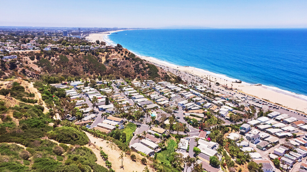 16001 Pacific Coast Hwy, Pacific Palisades, CA for sale - Primary Photo - Image 1 of 1