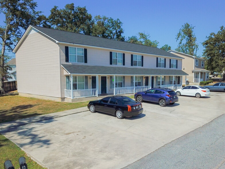 1533 Woodard St, Valdosta, GA for sale - Building Photo - Image 2 of 27