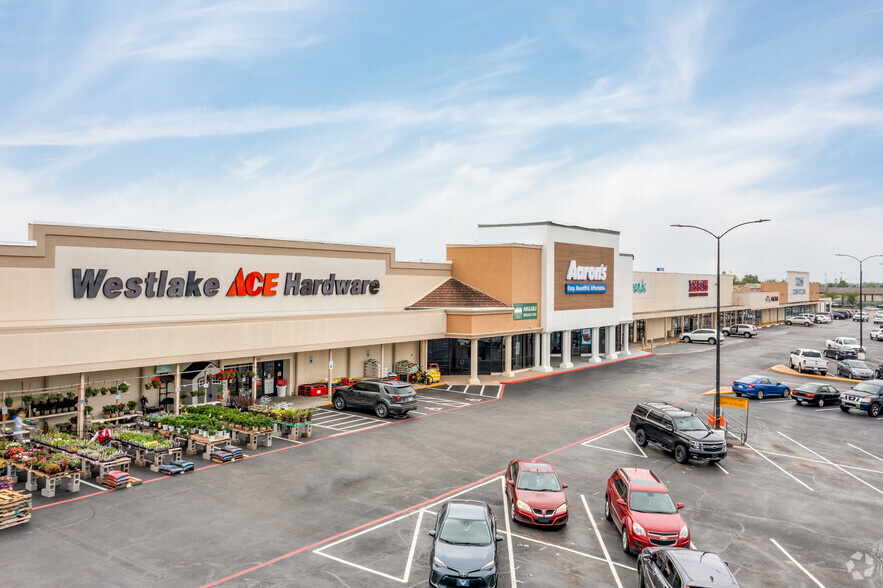 100-200 N Air Depot Blvd, Oklahoma City, OK for lease - Building Photo - Image 1 of 11