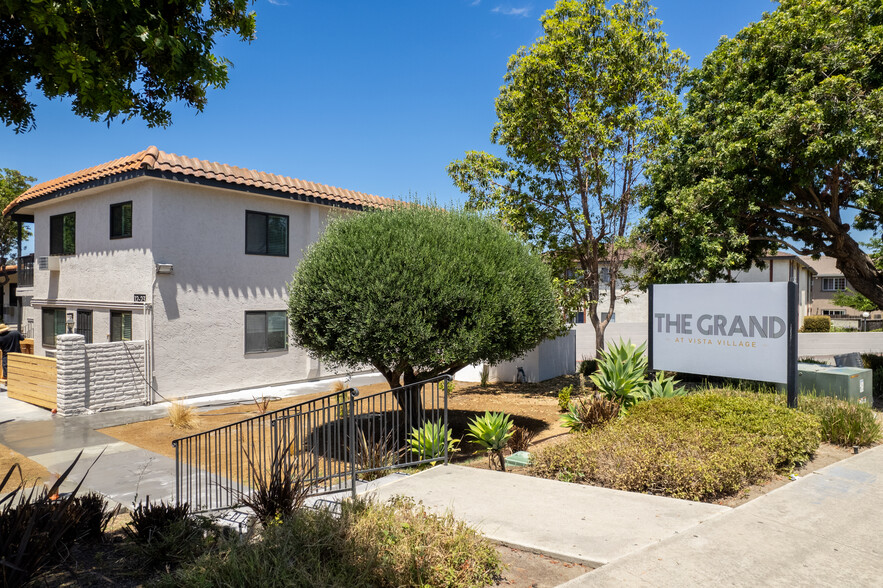 628 W California Ave, Vista, CA for sale - Primary Photo - Image 1 of 1