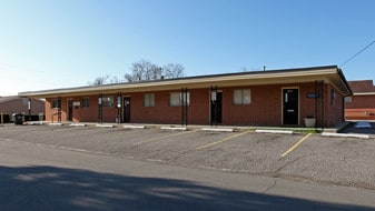 706 Wilkins St, Smithfield NC - Office Space