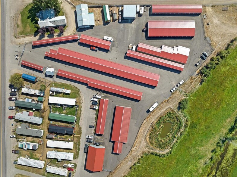 Plum Storage &  Mobile Home Park portfolio of 2 properties for sale on LoopNet.com - Aerial - Image 3 of 17