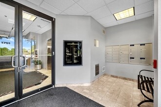 1751 S Naperville Rd, Wheaton, IL for lease Building Photo- Image 1 of 18